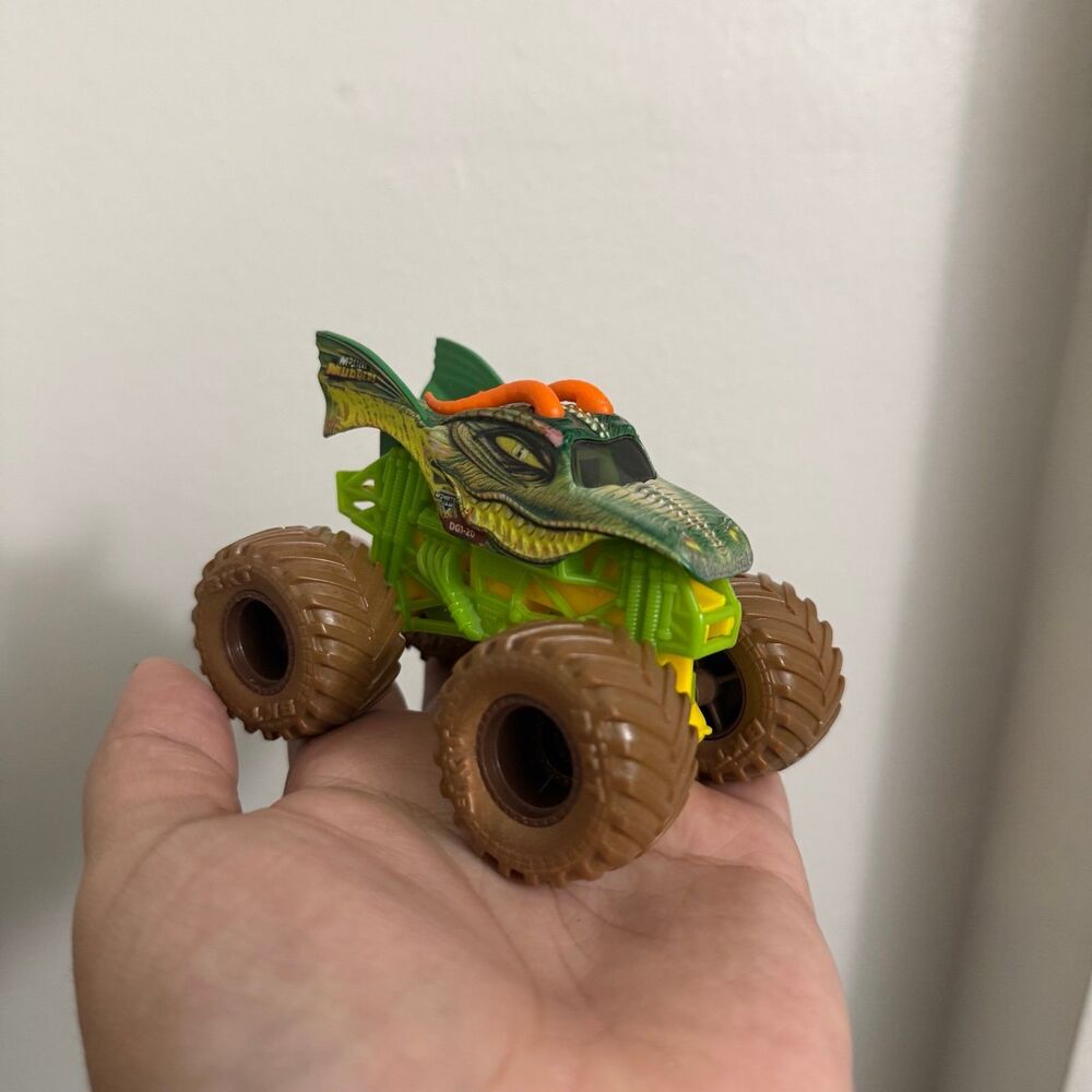 Spin Master Monster Jam Dragon Monster Truck